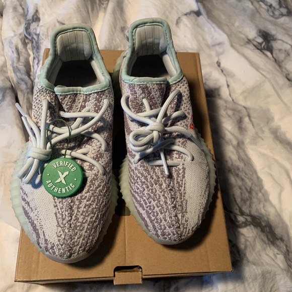 YEEZY boost 350 v2 blue tint
